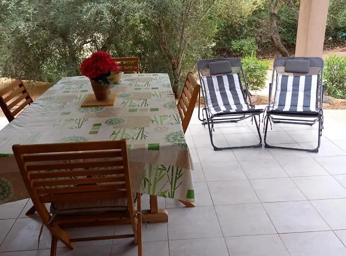 Ferienhaus Hebergement Figari *